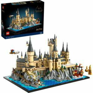 Afbeelding van een LEGO Harry Potter - Kasteel Zweinstein en terrein Constructiespeelgoed