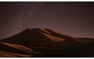 Afbeelding van een Goossens Schilderij Desert Nights, 118 x 70 cm