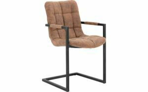 Afbeelding van een Goossens Eetkamerstoel Steven cognac microvezel met armleuning, urban industrieel
