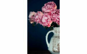 Afbeelding van een Goossens Schilderij Rose Garden, 70 x 118 cm