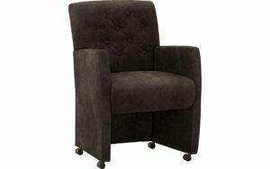 Afbeelding van een Goossens Eetkamerstoel Oliver grijs microvezel met armleuning en met wielen, stijlvol landelijk