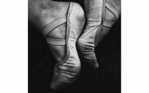 Afbeelding van een Goossens Schilderij Moves 3, 74 x 74 cm