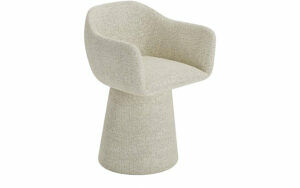 Afbeelding van een Goossens Eetkamerstoel Liselot beige stof graden draaibaar met return functie met armleuning,