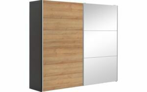 Afbeelding van een Goossens Kledingkast Easy Storage Sdk, 253 cm breed, 220 cm hoog, 1x 3 paneel schuifdeur li en 1x 3 paneel spiegel schuifdeur re