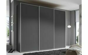 Afbeelding van een Goossens Kledingkast Big Choice Type 01 163, Slaapkamerkast 249 cm breed, 222 cm hoog, 3 schuifdeuren