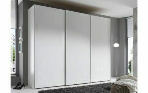 Afbeelding van een Goossens Kledingkast Big Choice Type 01 163, Slaapkamerkast 298 cm breed, 240 cm hoog, 3 schuifdeuren