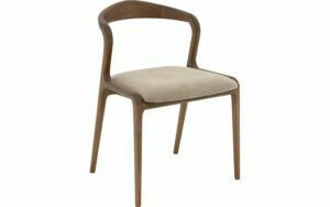 Afbeelding van een Goossens Stoel Laura met Massief Houten Frame bruin stof leuning,