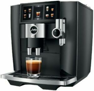 Afbeelding van een JURA J8 Twin Diamond Black (EA) Volautomatische Koffiemachine