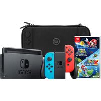 Afbeelding van een Nintendo Switch Rood/Blauw + Super Mario Galaxy 1+2 + BlueBuilt Beschermhoes
